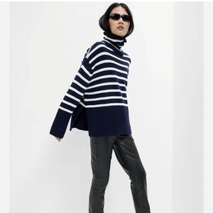 Gap | Cotton Navy and White Striped Turtleneck | S